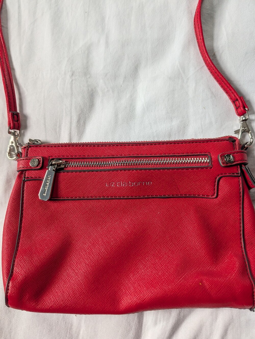 Liz Claiborne Red Crossbody Bag.  6 X 8 Zip Closure.  Removable Strap.
